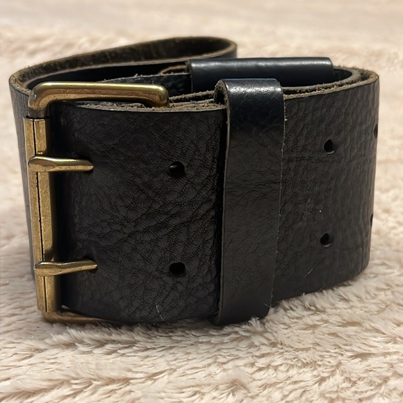BCBG MAX AXRIA Pebble Grain Leather Belt - Picture 4 of 17